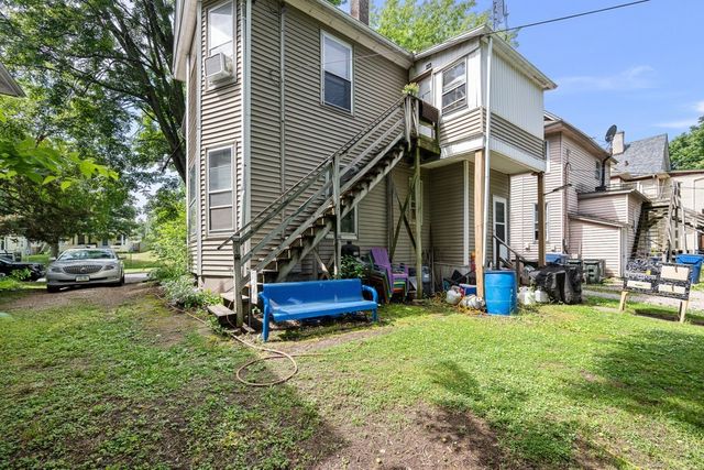 1120 Kirkwood Boulevard, Davenport, IA 52803