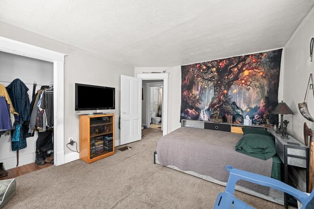 1120 Kirkwood Boulevard, Davenport, IA 52803