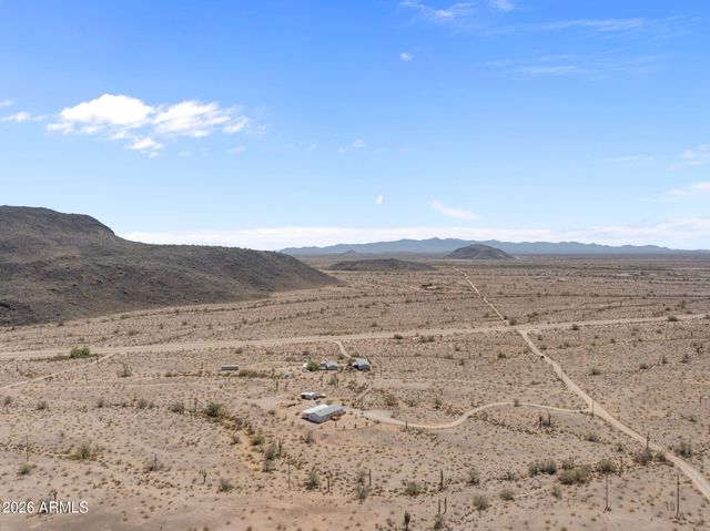 38936 W Mountain View Road, Tonopah, AZ 85354