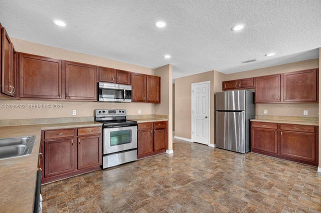 2501 Bullion Loop, Sanford, FL 32771