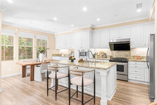 30 Larkfield, Irvine, CA 92620