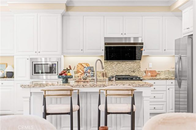 30 Larkfield, Irvine, CA 92620