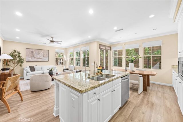 30 Larkfield, Irvine, CA 92620