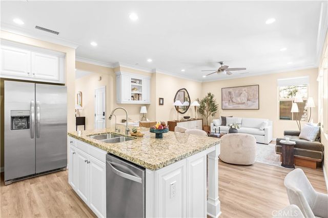 30 Larkfield, Irvine, CA 92620