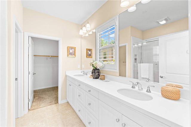 30 Larkfield, Irvine, CA 92620