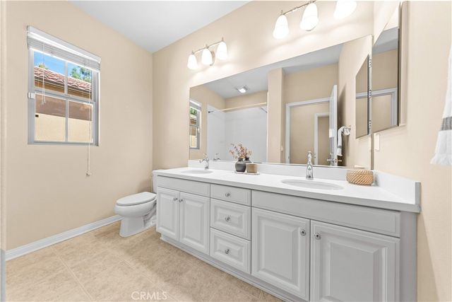 30 Larkfield, Irvine, CA 92620