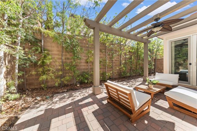 30 Larkfield, Irvine, CA 92620