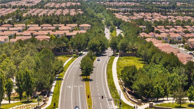 30 Larkfield, Irvine, CA 92620