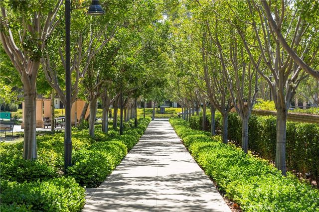 30 Larkfield, Irvine, CA 92620
