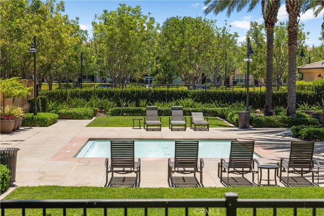 30 Larkfield, Irvine, CA 92620