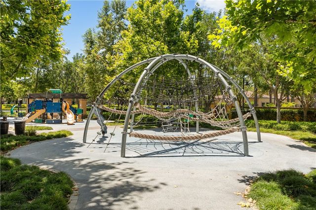 30 Larkfield, Irvine, CA 92620