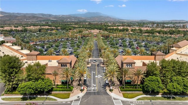 30 Larkfield, Irvine, CA 92620