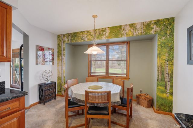 46405 Oaklawn Street, Macomb Township, MI 48042