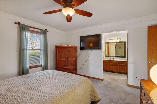 46405 Oaklawn Street, Macomb Township, MI 48042