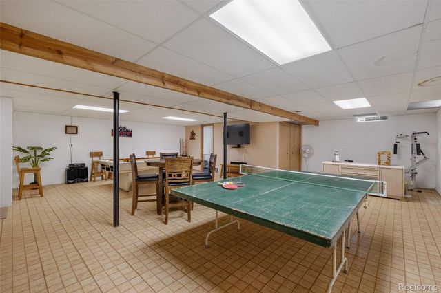 46405 Oaklawn Street, Macomb Township, MI 48042