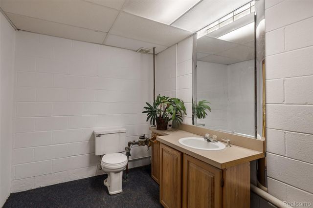 46405 Oaklawn Street, Macomb Township, MI 48042