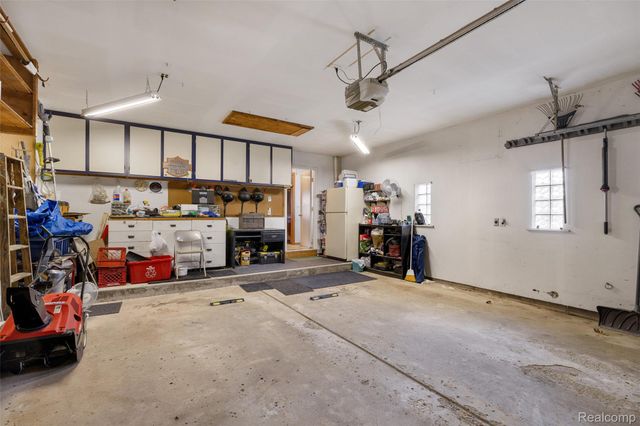 46405 Oaklawn Street, Macomb Township, MI 48042