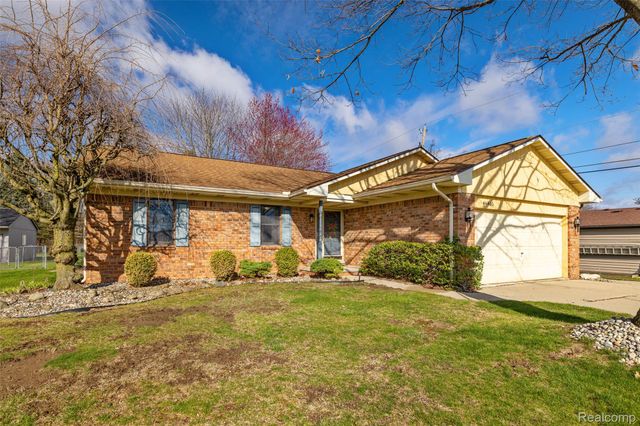 46405 Oaklawn Street, Macomb Township, MI 48042