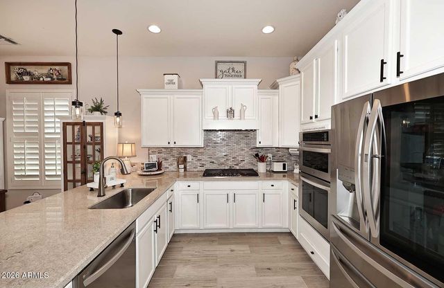 20615 W NELSON Place, Buckeye, AZ 85396