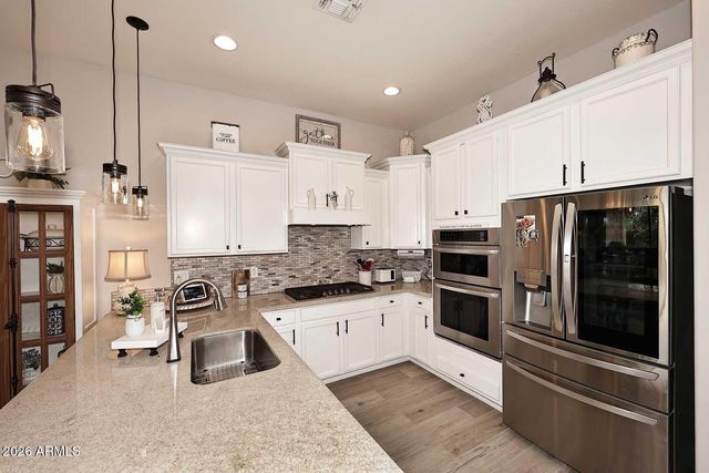 20615 W NELSON Place, Buckeye, AZ 85396