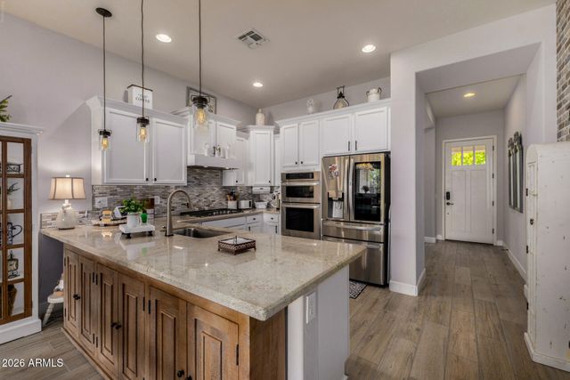 20615 W NELSON Place, Buckeye, AZ 85396