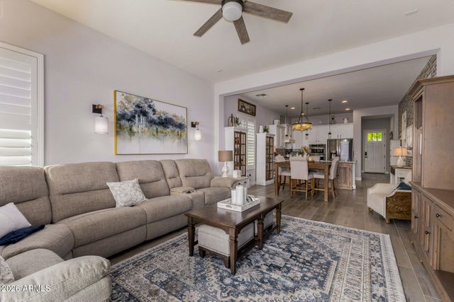 20615 W NELSON Place, Buckeye, AZ 85396