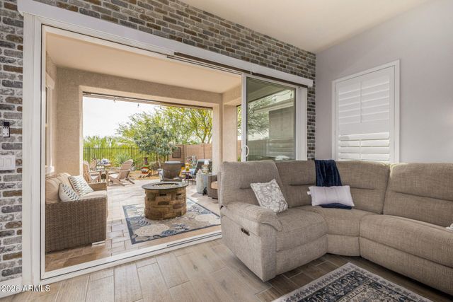 20615 W NELSON Place, Buckeye, AZ 85396