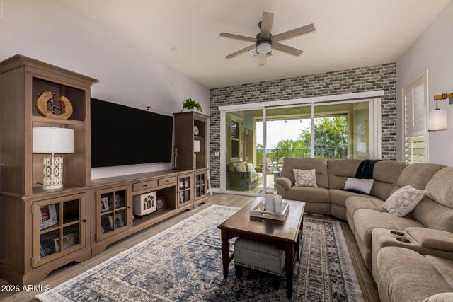 20615 W NELSON Place, Buckeye, AZ 85396