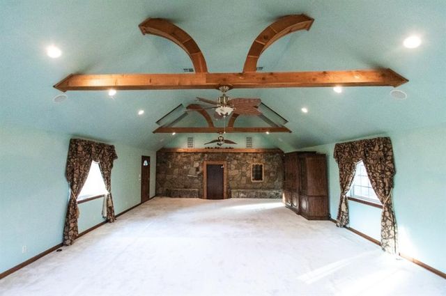 11512 Robinwood Lane, Oklahoma City, OK 73131