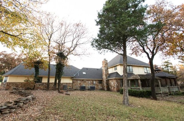 11512 Robinwood Lane, Oklahoma City, OK 73131