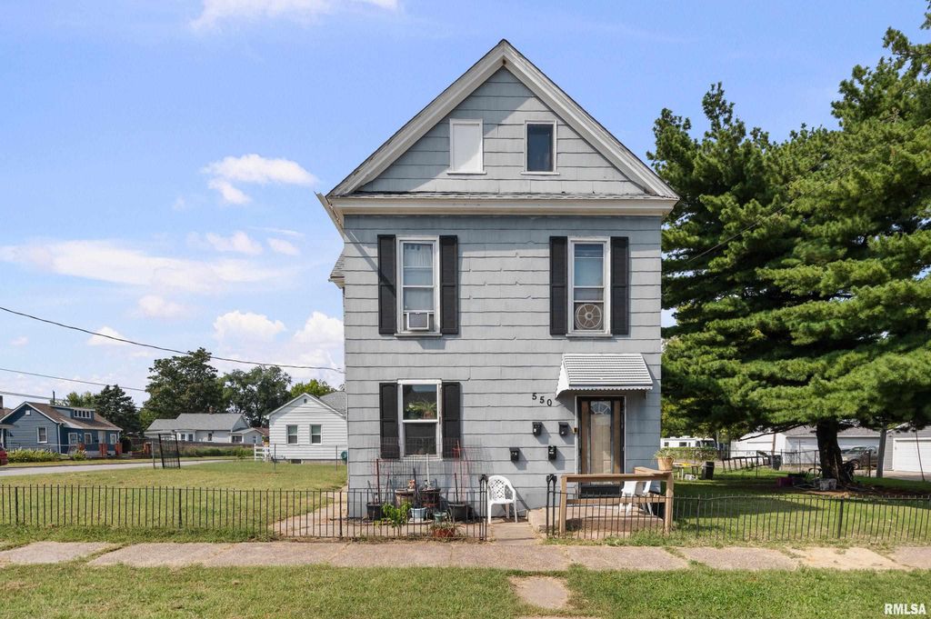 550 26TH Street, Rock Island, IL 61201