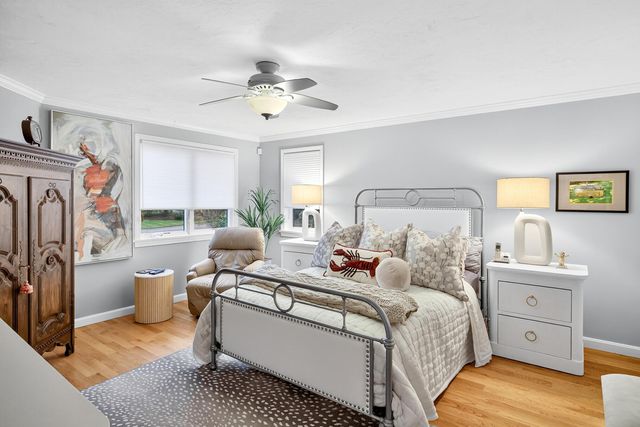 1 Par 3 Court UNIT 1, Mashpee, MA 02649