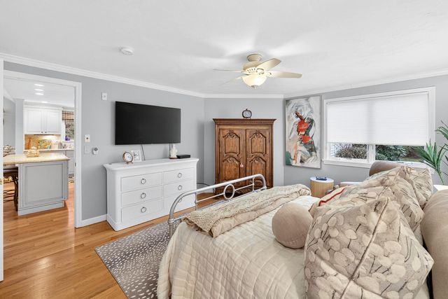 1 Par 3 Court UNIT 1, Mashpee, MA 02649