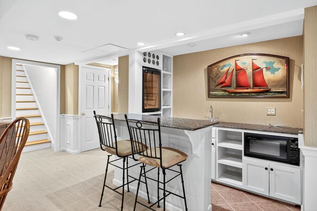 1 Par 3 Court UNIT 1, Mashpee, MA 02649