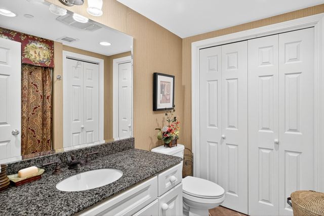 1 Par 3 Court UNIT 1, Mashpee, MA 02649