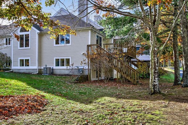 1 Par 3 Court UNIT 1, Mashpee, MA 02649