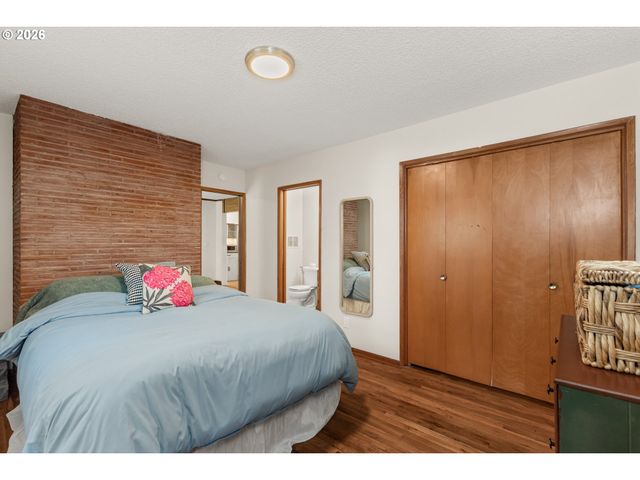 2235 Ne 122ND Ave, Portland, OR 97230