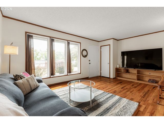 2235 Ne 122ND Ave, Portland, OR 97230