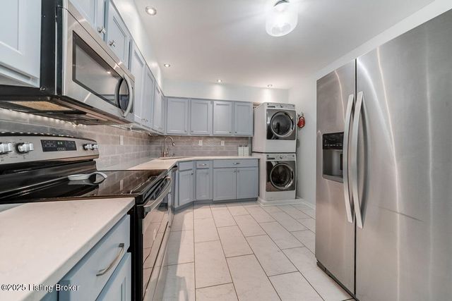 1602 Gardiner Ln, 222, Louisville, KY 40205