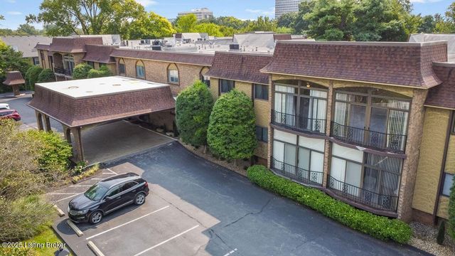 1602 Gardiner Ln, 222, Louisville, KY 40205