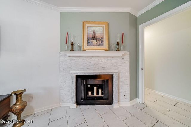 1602 Gardiner Ln, 222, Louisville, KY 40205