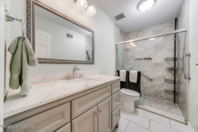 1602 Gardiner Ln, 222, Louisville, KY 40205