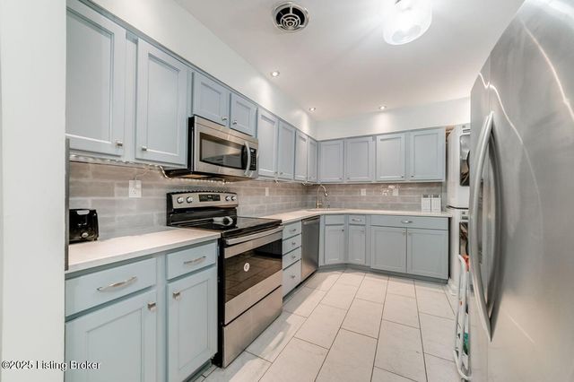 1602 Gardiner Ln, 222, Louisville, KY 40205