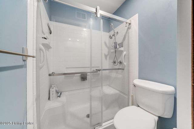 1602 Gardiner Ln, 222, Louisville, KY 40205