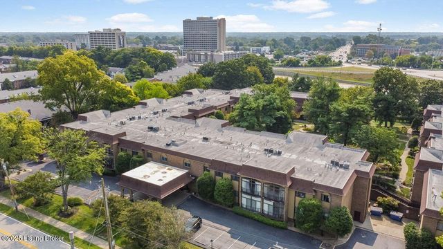 1602 Gardiner Ln, 222, Louisville, KY 40205