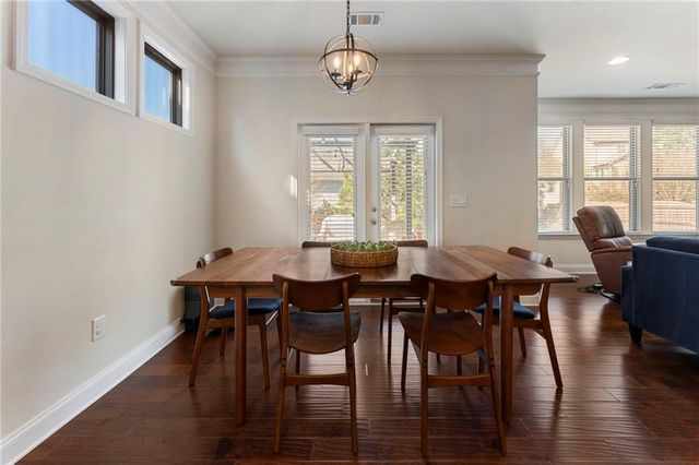 704 Hedge Brook Drive, Woodstock, GA 30188