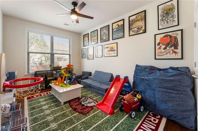 704 Hedge Brook Drive, Woodstock, GA 30188