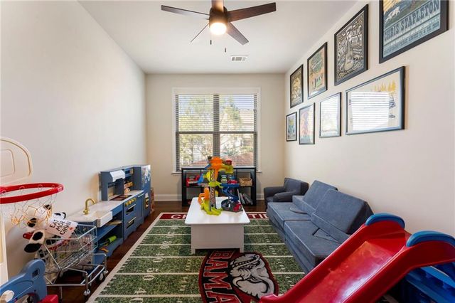 704 Hedge Brook Drive, Woodstock, GA 30188