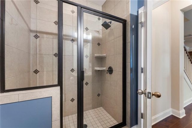 704 Hedge Brook Drive, Woodstock, GA 30188