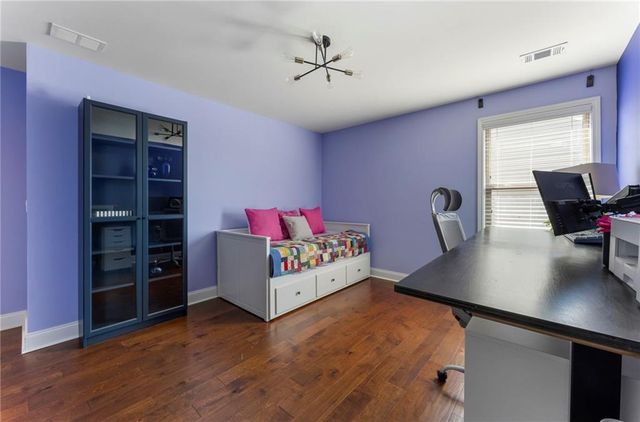 704 Hedge Brook Drive, Woodstock, GA 30188